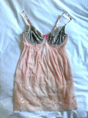 La Vie En Rose Peach Sheer Lace Chemise with Olive Lace Cups